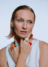 Carica l'immagine nel visualizzatore di Gallery, Glass Ring Essenza