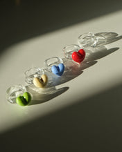 Carica l'immagine nel visualizzatore di Gallery, Glass Ring Cuore