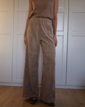 Carica l'immagine nel visualizzatore di Gallery, Pantalone in Velluto