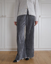 Carica l'immagine nel visualizzatore di Gallery, Pantalone in Velluto