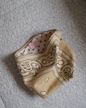 Carica l'immagine nel visualizzatore di Gallery, Pochette Bandana