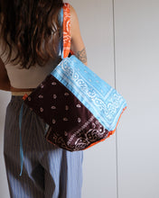 Carica l'immagine nel visualizzatore di Gallery, Bandana Maxi Bag