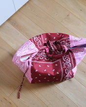 Carica l'immagine nel visualizzatore di Gallery, Bandana Maxi Bag