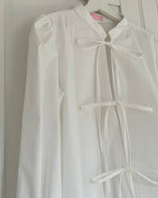 Carica l'immagine nel visualizzatore di Gallery, Camicia Fiocchi