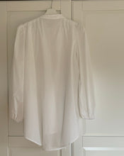 Carica l'immagine nel visualizzatore di Gallery, Camicia Fiocchi