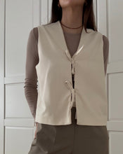 Carica l'immagine nel visualizzatore di Gallery, Gilet Nostalgico