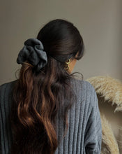 Carica l'immagine nel visualizzatore di Gallery, Scrunchies Lana & Cashmere