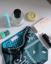 Carica l'immagine nel visualizzatore di Gallery, Pochette Bandana