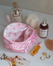 Carica l'immagine nel visualizzatore di Gallery, Pochette Bandana