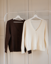 Carica l'immagine nel visualizzatore di Gallery, Cardigan Essential Lana&Cashmere