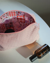 Carica l'immagine nel visualizzatore di Gallery, Beauty-Case Nido d'Ape