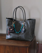 Carica l&#39;immagine nel visualizzatore di Gallery, Maxi Bag in Pelle
