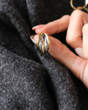 Carica l&#39;immagine nel visualizzatore di Gallery, Twist Earring
