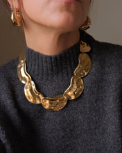 Carica l&#39;immagine nel visualizzatore di Gallery, Waves Necklace
