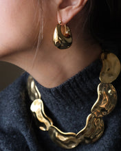 Carica l&#39;immagine nel visualizzatore di Gallery, Bubble Nugget Earrings
