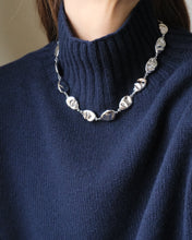Carica l&#39;immagine nel visualizzatore di Gallery, Beans Necklace
