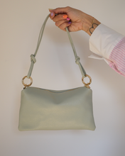 Carica l'immagine nel visualizzatore di Gallery, Pochette in Pelle
